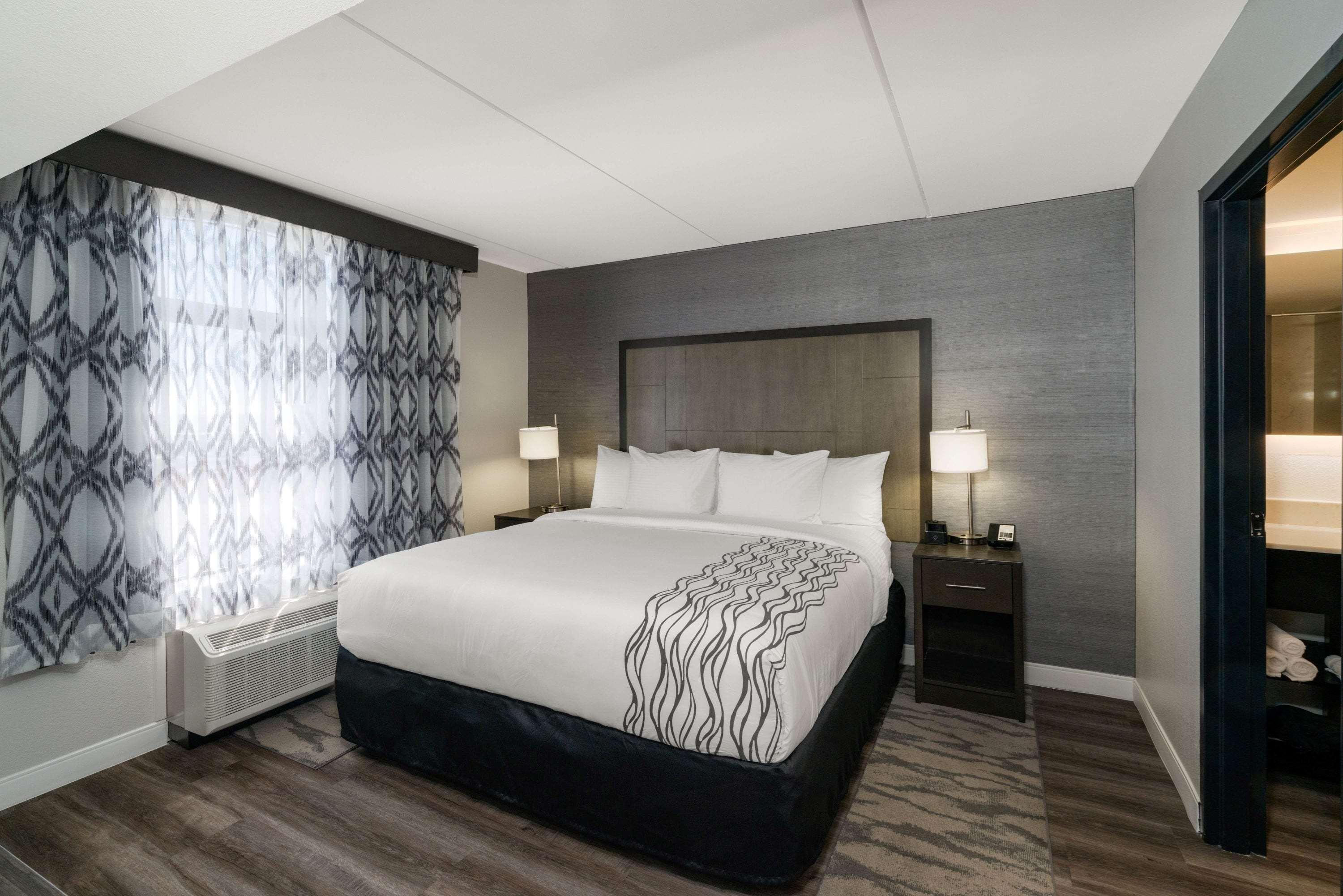 Hotel La Quinta By Wyndham Raleigh Downtown North Extérieur photo