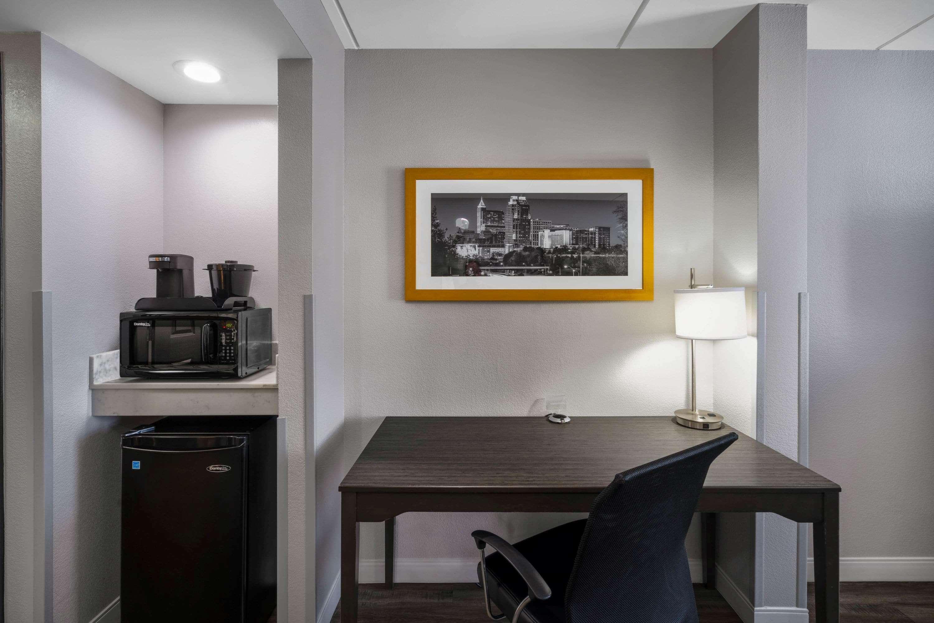 Hotel La Quinta By Wyndham Raleigh Downtown North Extérieur photo