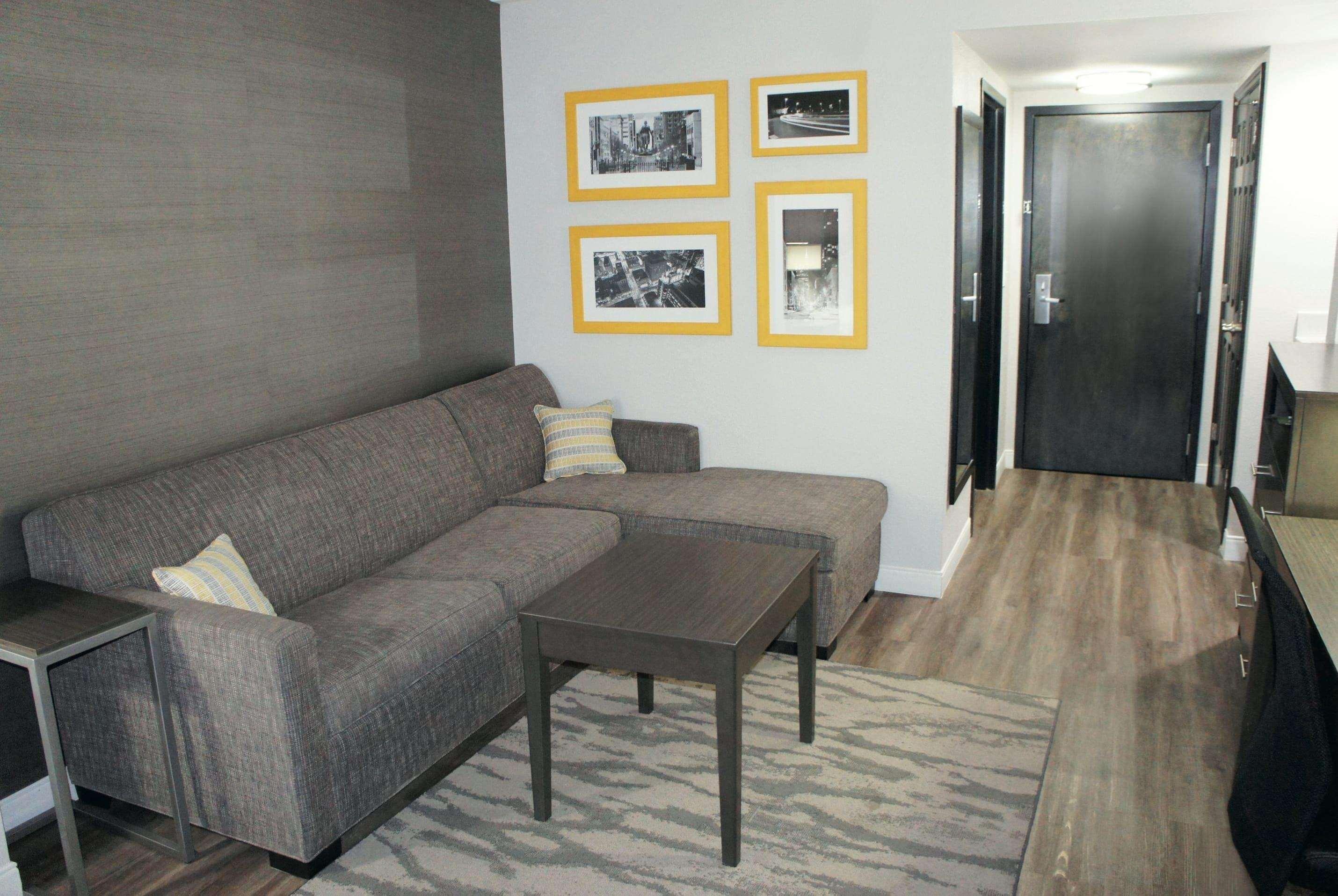 Hotel La Quinta By Wyndham Raleigh Downtown North Extérieur photo